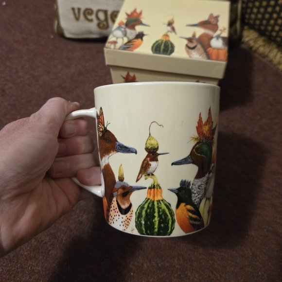 Animal Mug And Box By Paper Products Designs Like New - Picture 2 of 7